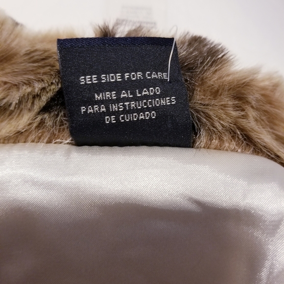 The Childrens Place Spotted Faux Fur Cropped Vest Girl Jacket Sz 24 M Brown. NWT - Picture 8 of 9